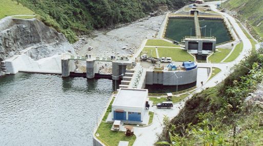 Uso eficiente del agua en centrales hidroeléctricas y proyectos energéticos